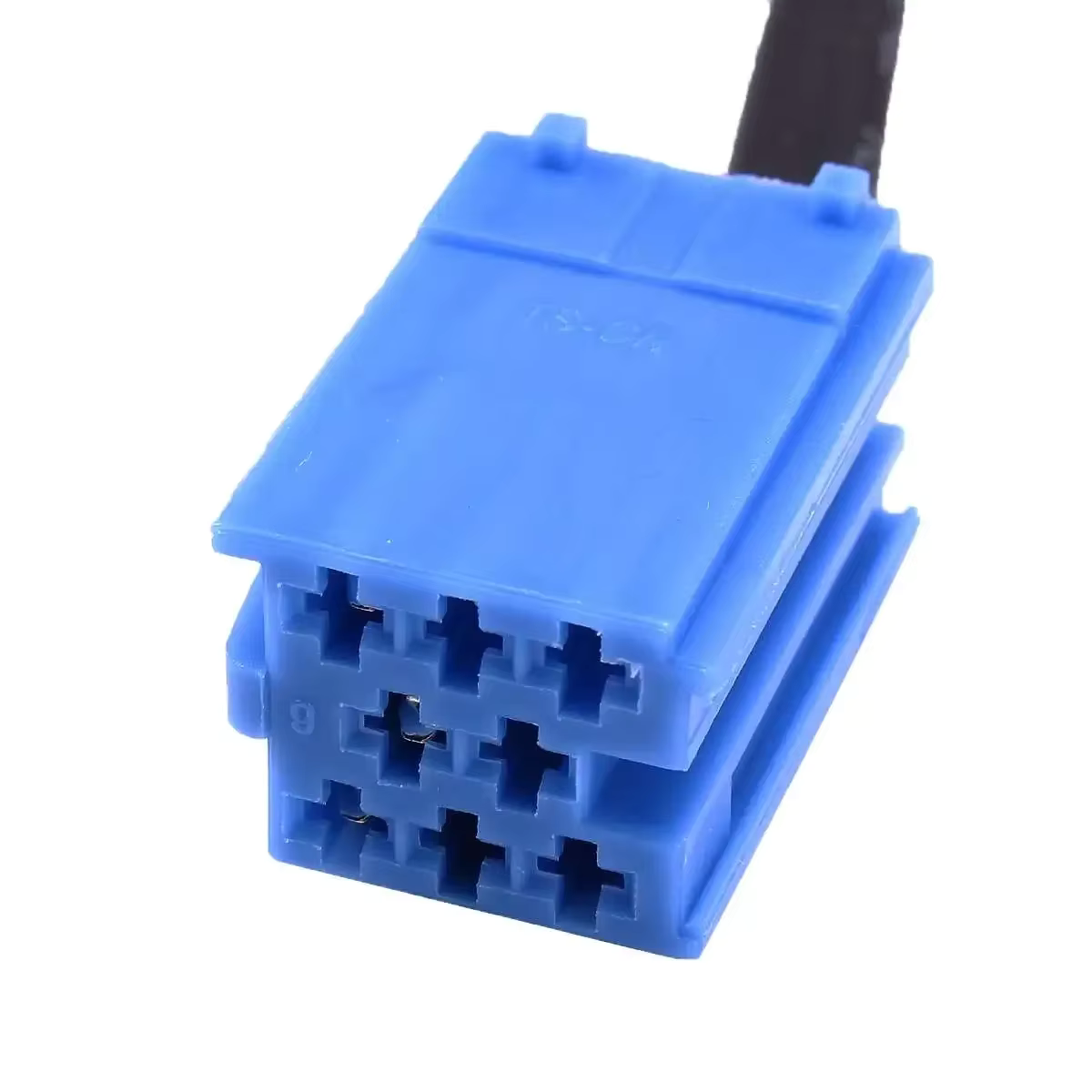 Bluetooth 5.0 за VW, Skoda, Seat с 8-Pin ISO букса