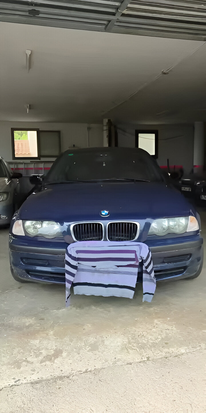 Нови висококачествени Batman капаци за E46 в цвят Пиано лак - пример