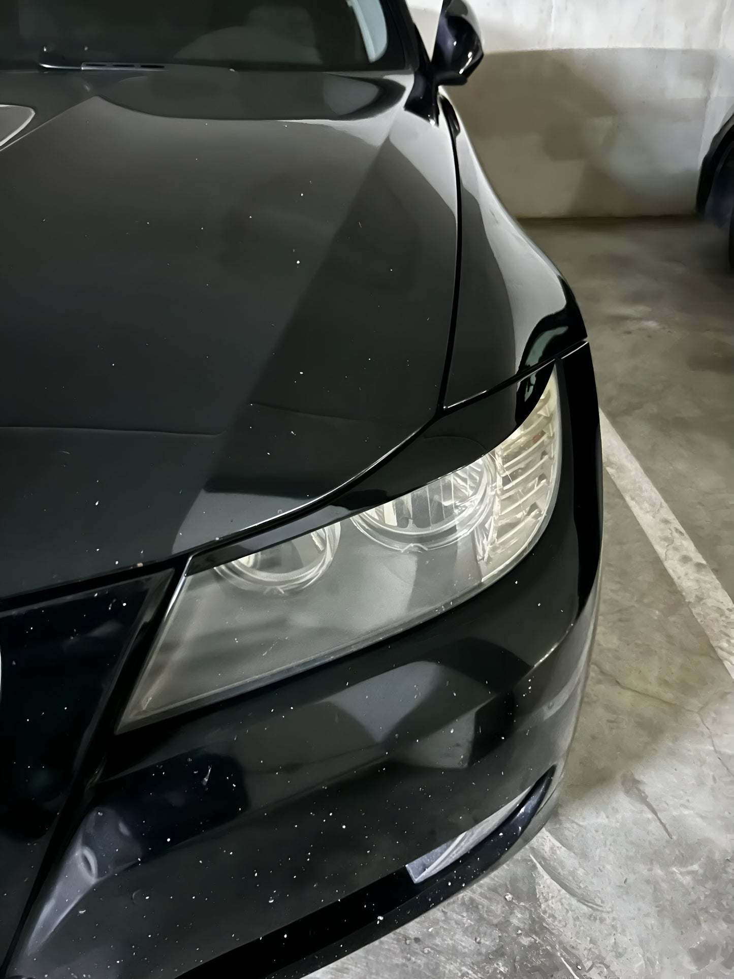 Висококачествени вежди за фарове на BMW E90 и E91 - клиент