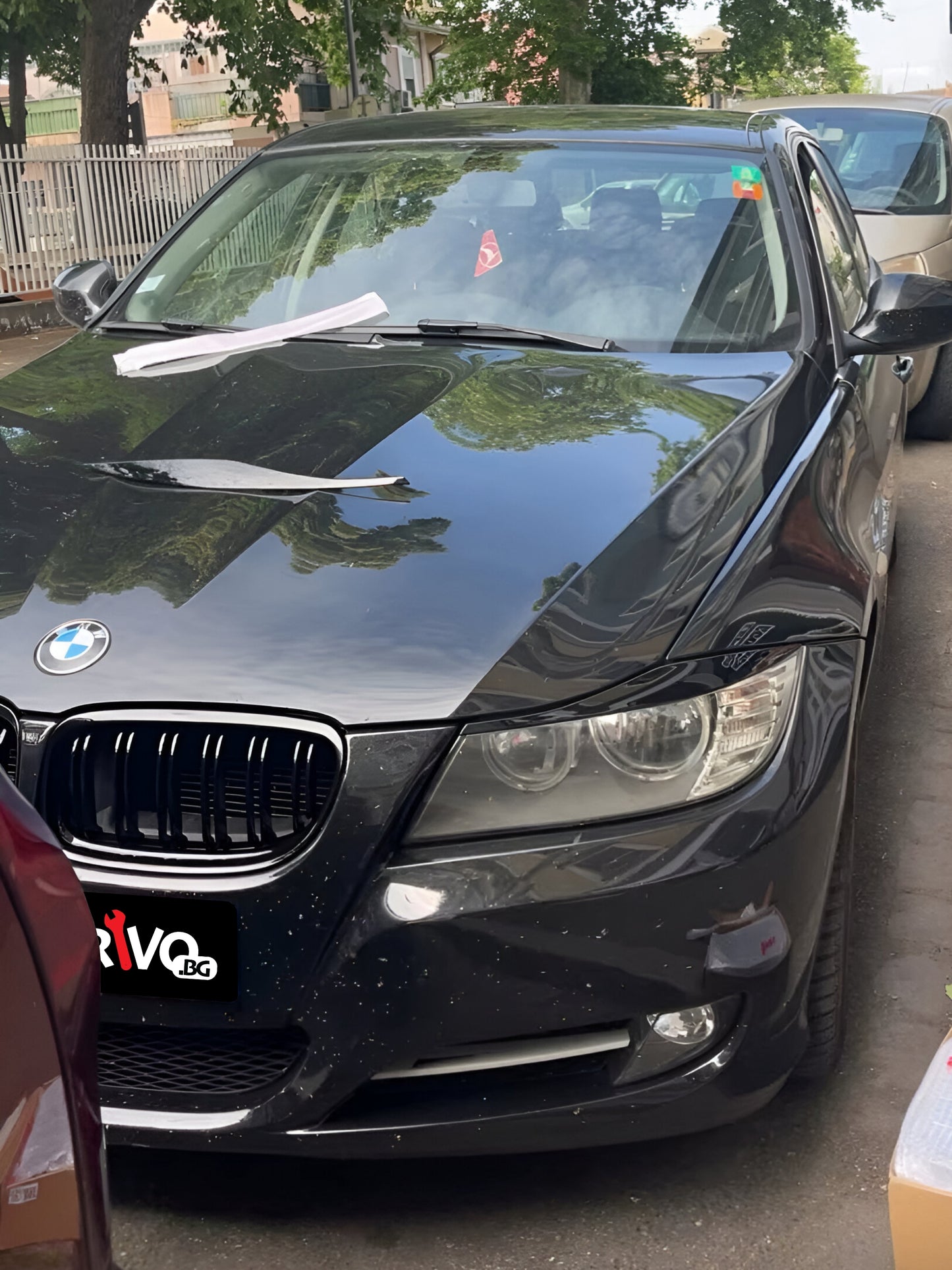 Висококачествени вежди за фарове на BMW E90 и E91 - клиент