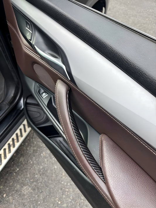 Дръжките ми лепнат! Защо се случва това и има ли решение?