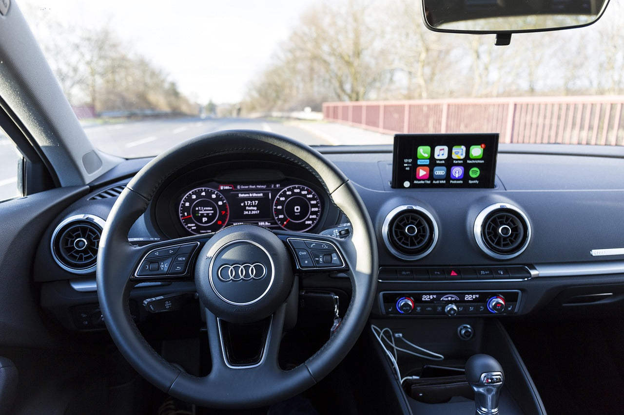CarPlay и Android Auto – функции, предимства, съвместимост и как да ги инсталирате в автомобила си