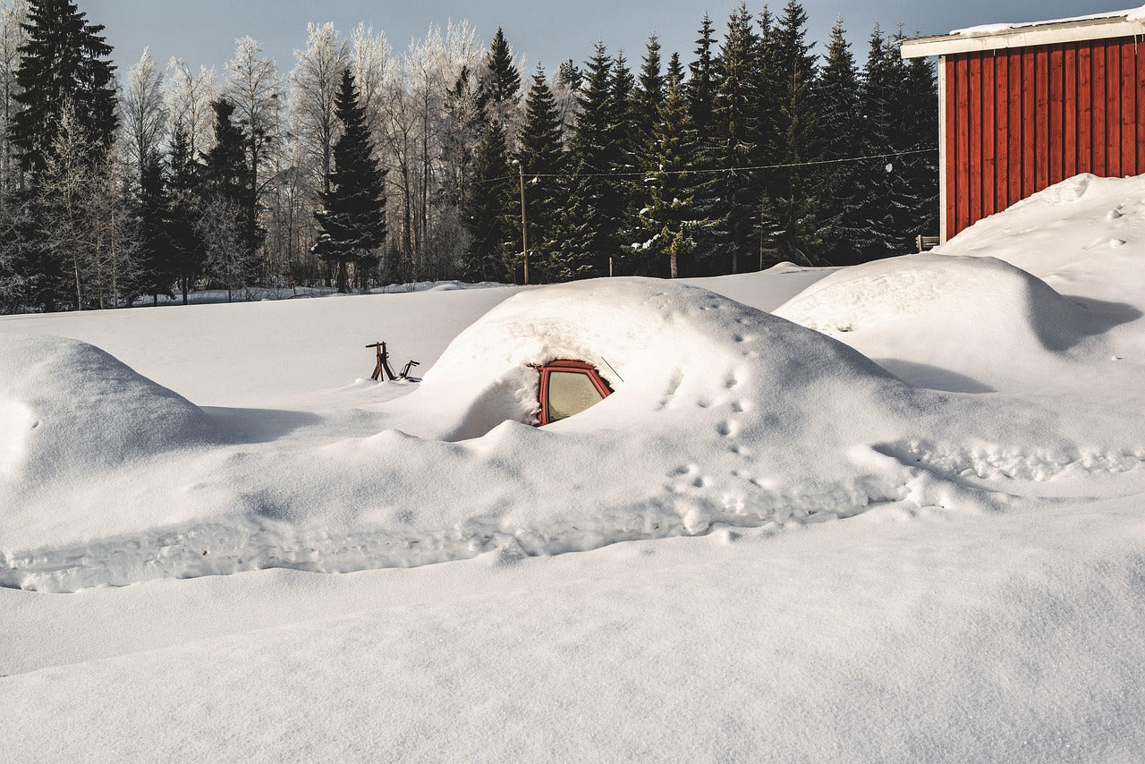 Колата пали трудно през зимата? Най-честите причини и решения