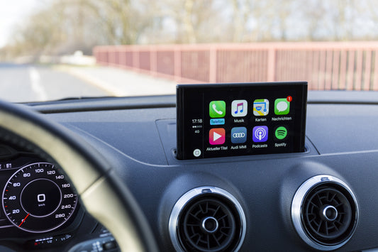 Защо CarPlay модулът е едно от най-практичните подобрения за автомобила?