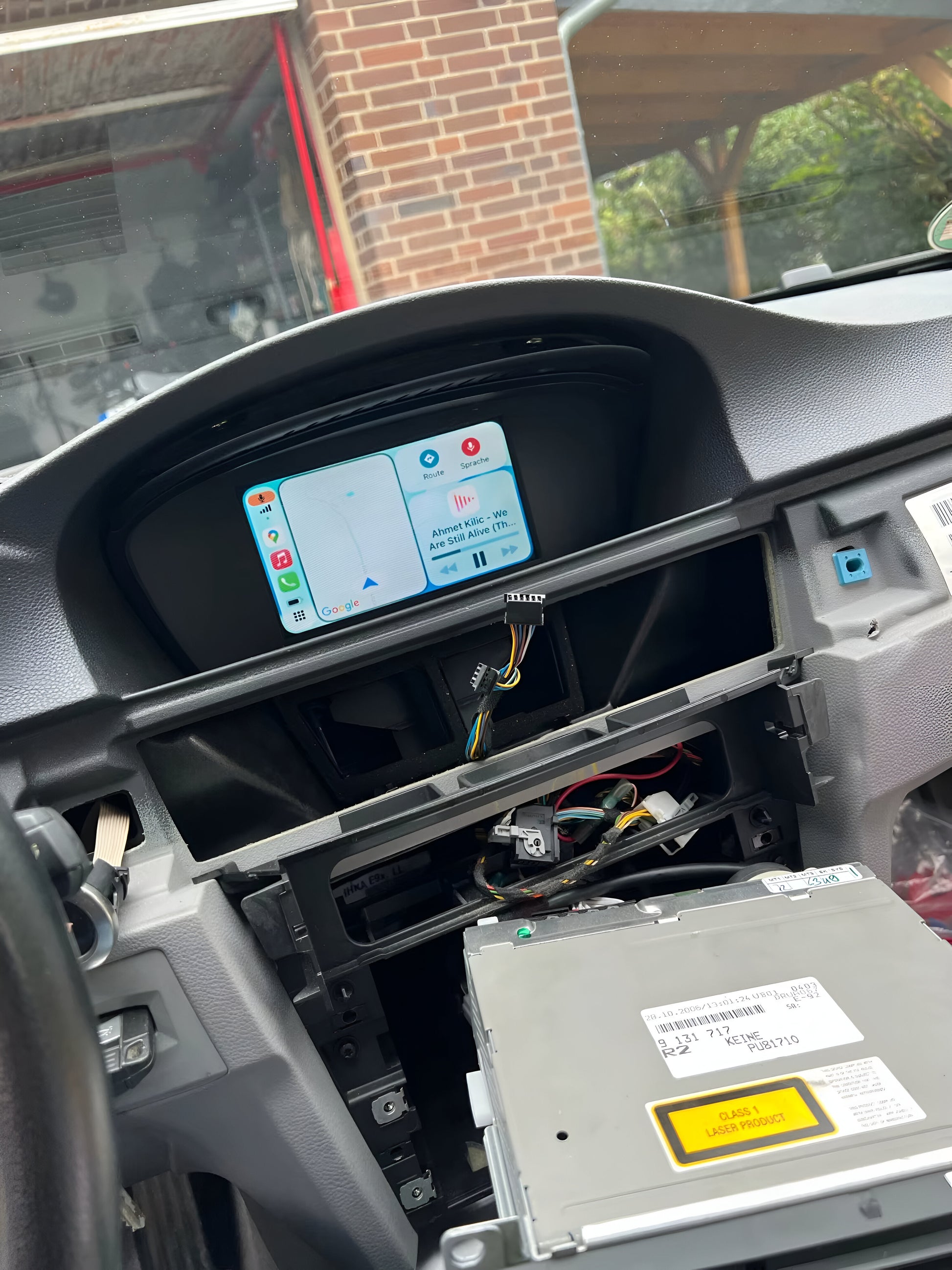 Висококачествен Carplay и Android Auto модул за CCC навигация на BMW - пример за малка навигация