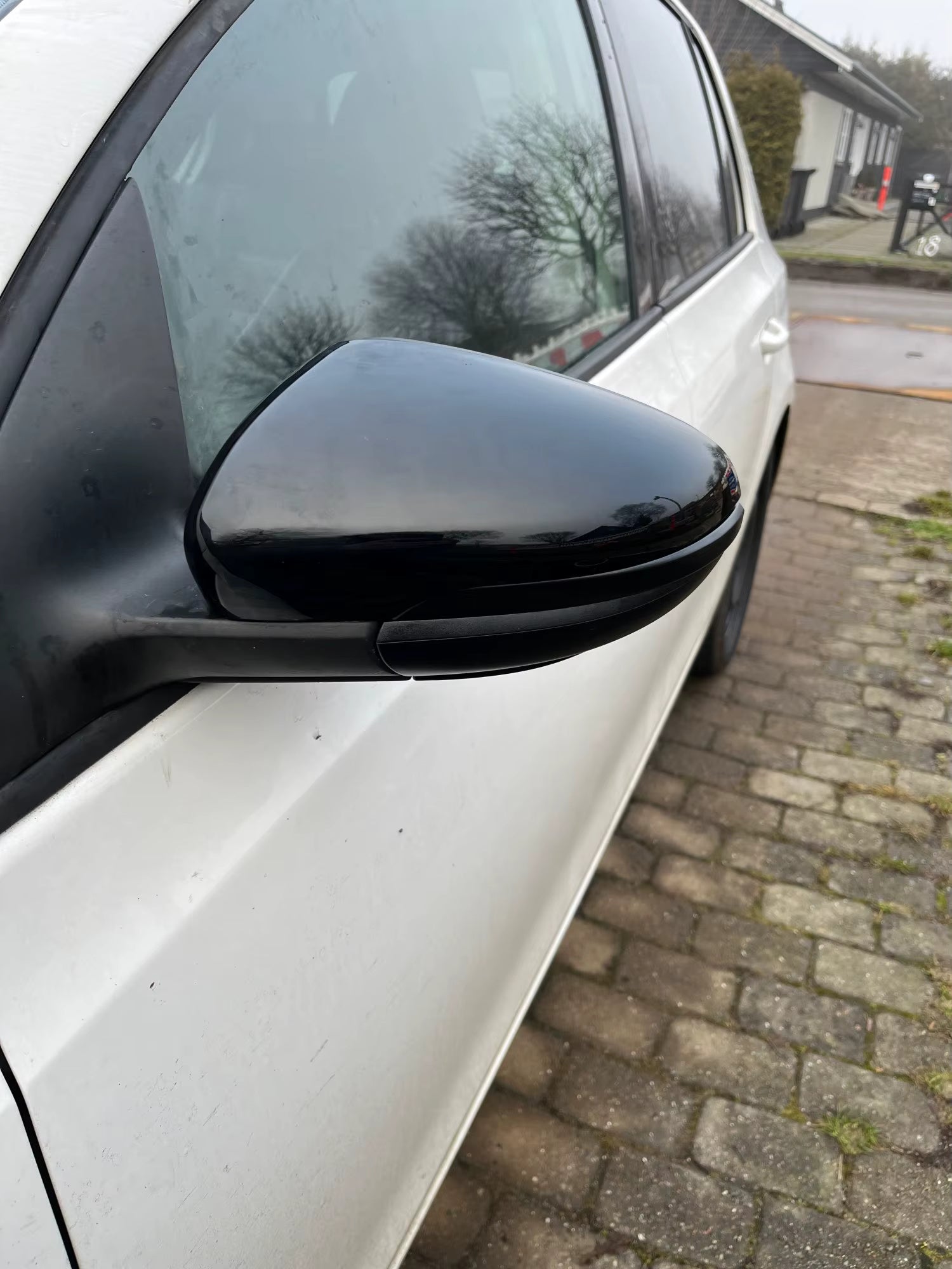 Динамични мигачи за огледала на VW Golf 6 и Touran 1T