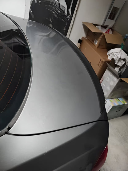 Чисто Нов Лип Спойлер за Багажник на BMW E90 - клиент